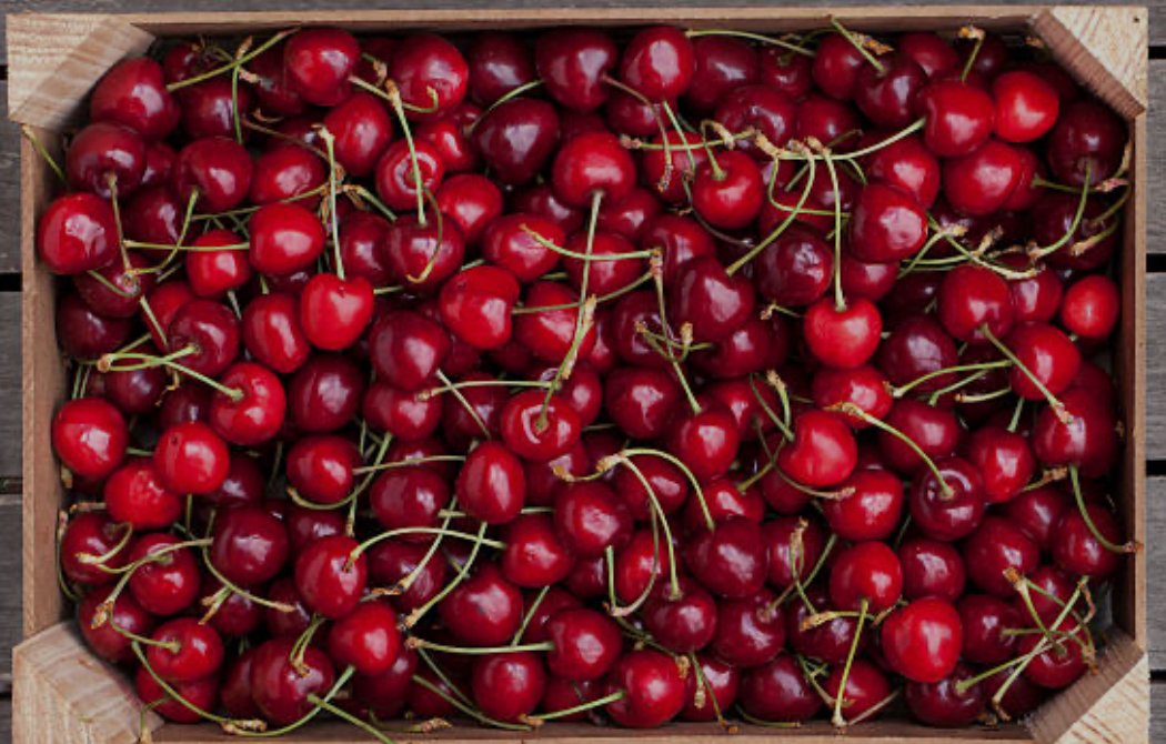 Cherry 1kg box Spain 🇪🇸